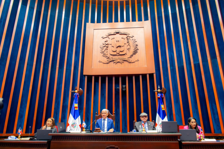 Senado aprueba reforma a la Ley de la Autoridad Portuaria; avanza iniciativas legislativas #FVDigital