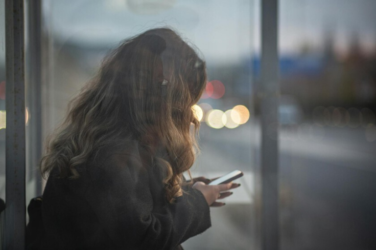 La IA como remedio contra la soledad es muy limitada – FGJ MULTIMEDIOS