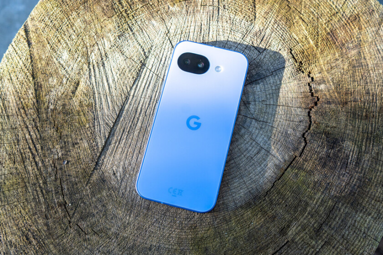 Ideal por su apartado fotográfico y para amantes de los móviles pequeños – FGJ MULTIMEDIOS