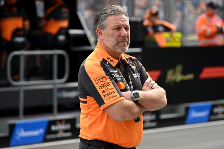 Zak Brown pide a McLaren reagruparse tras un duro inicio en la F1 2026 #F1 #FVDigital
