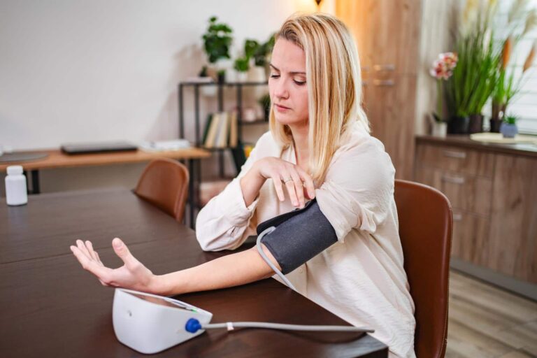 #Salud: ¿Cuál es la forma correcta de tomar la presión arterial?