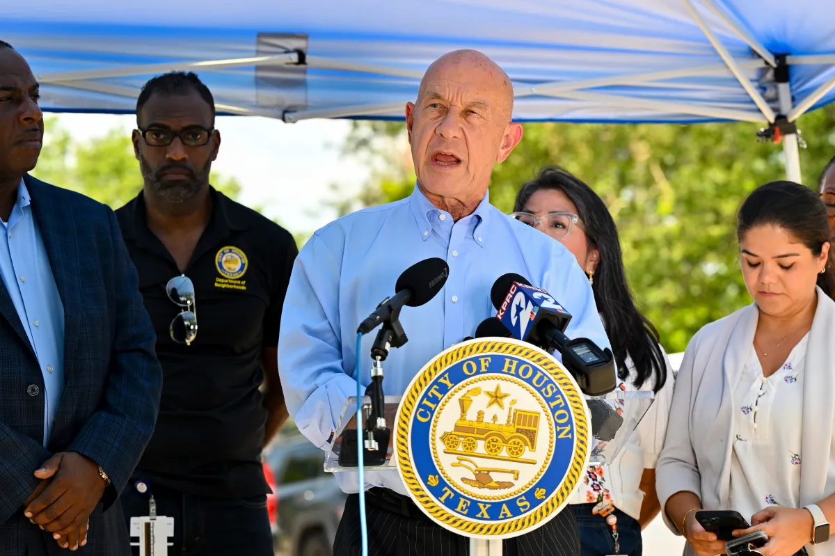 Houston-considerara-derogar-la-ordenanza-que-limita-su-cooperacion-con-ICE.jpg