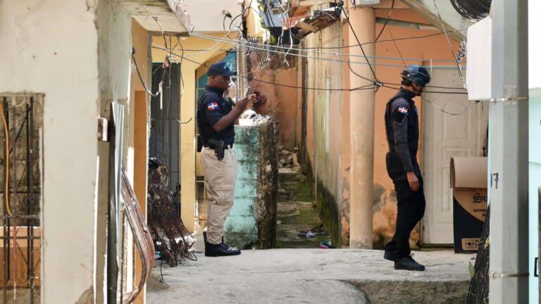 Piden prisión preventiva hombre acusado matar hija en Los Girasoles