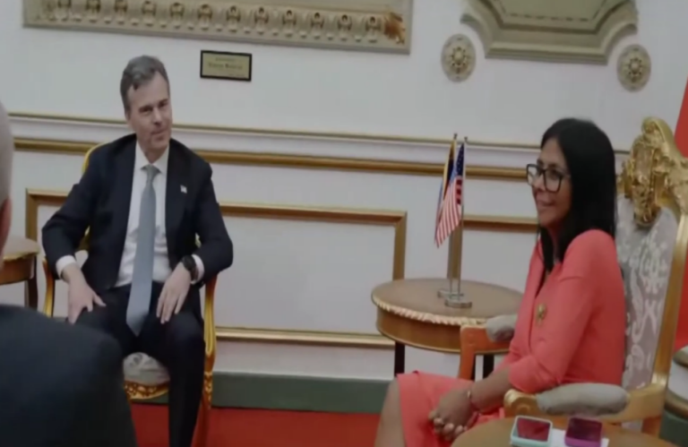 Delcy Rodríguez recibe al nuevo encargado de negocios de Estados Unidos – #DeInteres   #FVDigital
