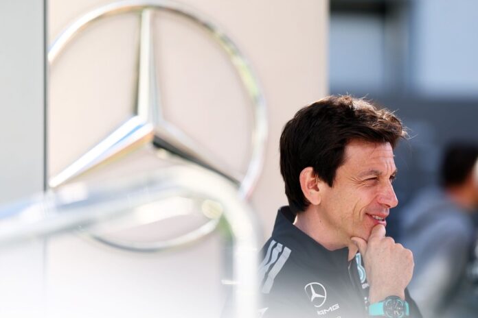 1779693929_toto-wolff-mercedes.jpg