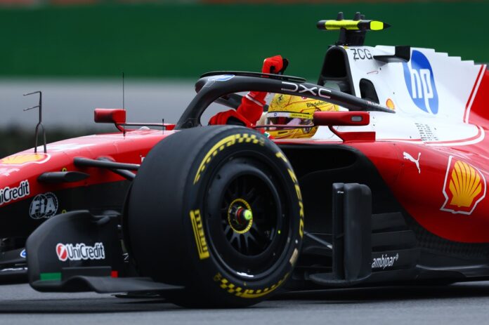 1779797601_lewis-hamilton-ferrari.jpg