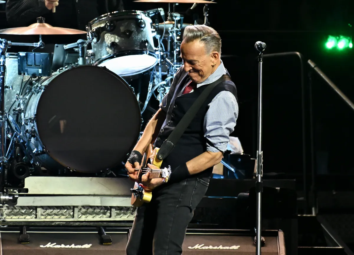1780117174_Bruce-Springsteen.jpg