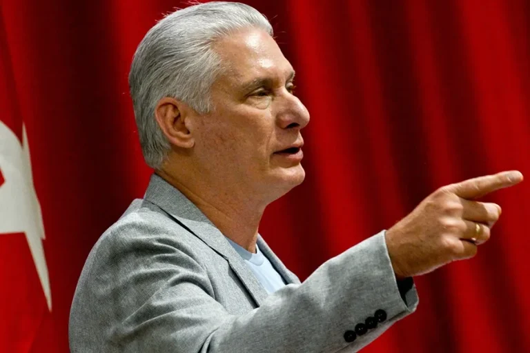 Díaz-Canel: “El cerco energético que niegan está asfixiando a Cuba