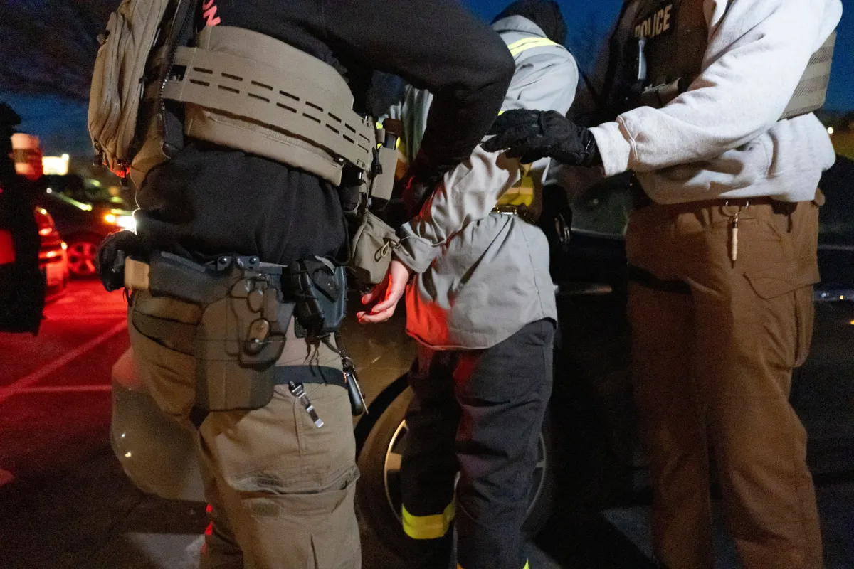 ICe-detenido-2.jpg