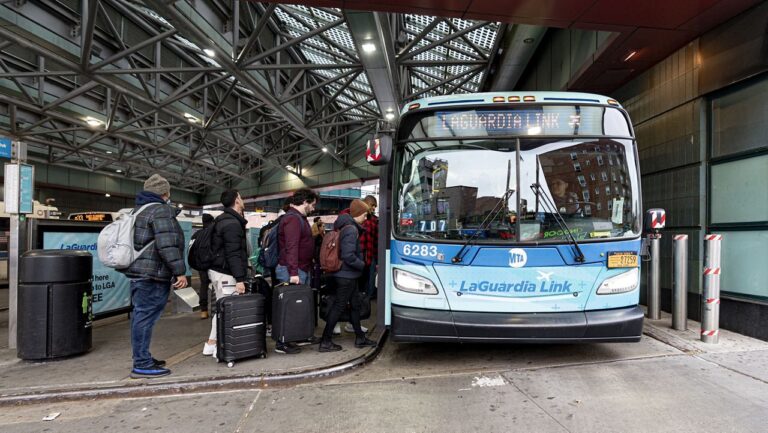 Habilitarán un nuevo carril bus a LaGuardia para el Mundial