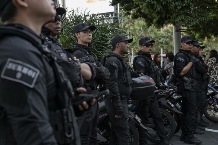 Policia.jpg