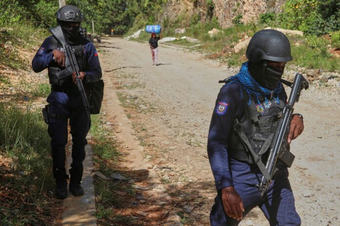 Policia-de-Haiti-scaled.jpg