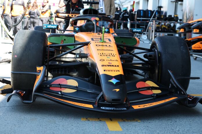 dettaglio-mclaren-mcl40.jpg