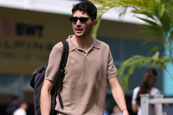 esteban-ocon-haas-f1-team.jpg
