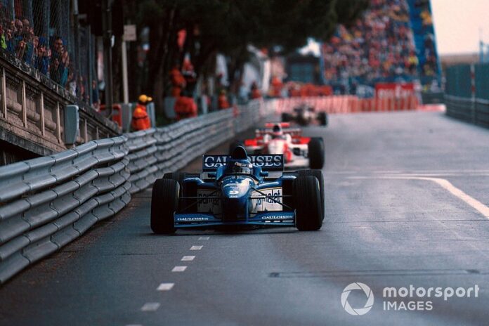 formula-1-monaco-gp-1996-olivi-2.jpg