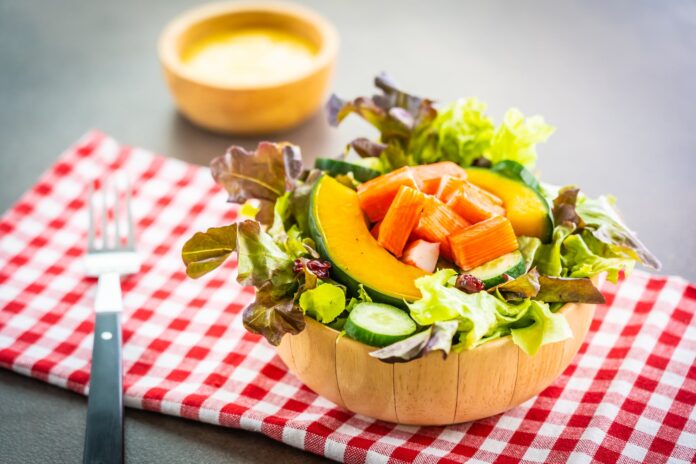10-Recetas-de-ensaladas-de-verano-faciles-rapidas-y-deliciosas-que-querras-repetir.jpg