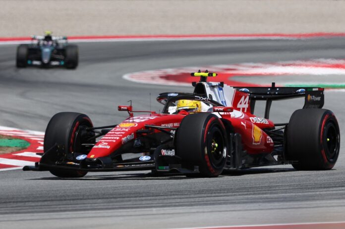 1781590438_lewis-hamilton-ferrari.jpg