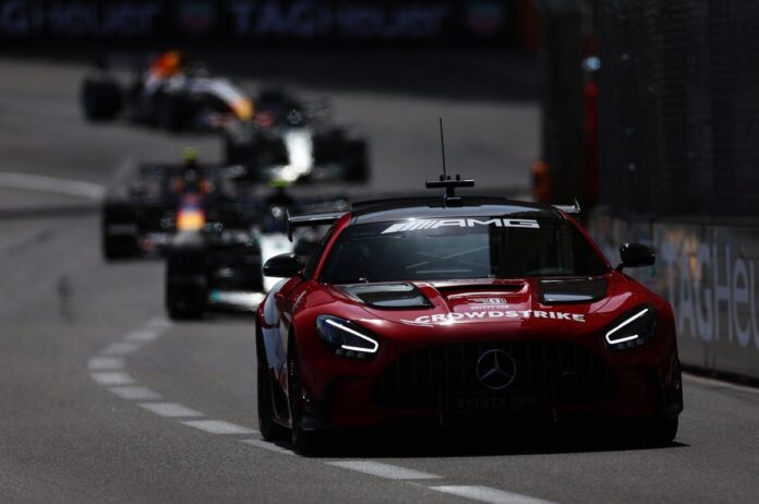 1781632977_andrea-kimi-antonelli-mercedes-2.jpg