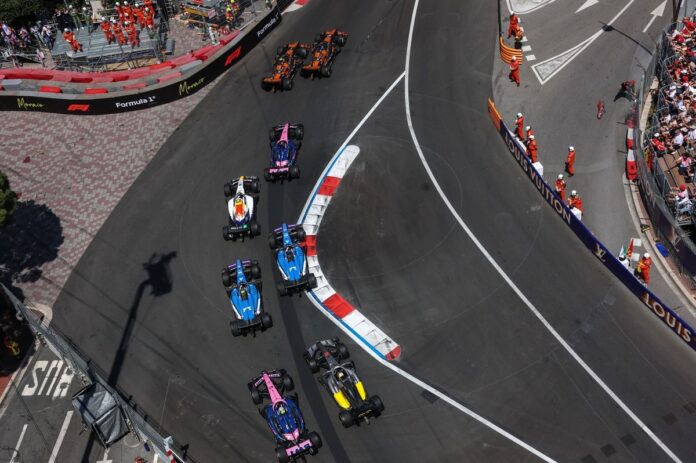 1781860699_oscar-piastri-mclaren-lando-no.jpg