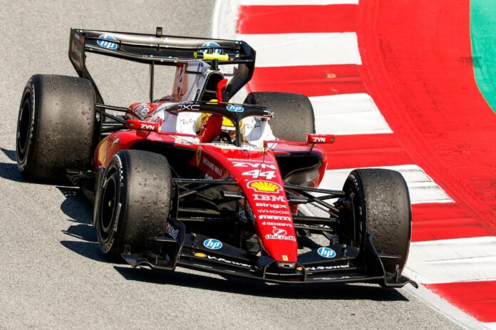 1781882918_lewis-hamilton-ferrari.jpg