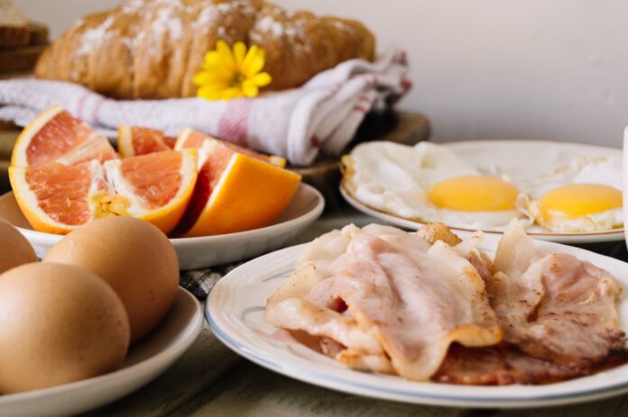 El-alimento-rico-en-proteinas-que-cada-vez-mas-expertos-recomiendan-para-el-desayuno1.jpg