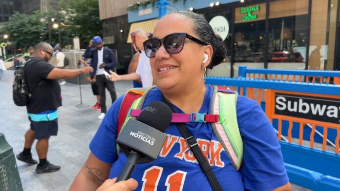 MARTINEZ_PKG_CLEAN_ES_NY_KNICKS_VICTORY_REACTIONS_137513132_719.jpeg