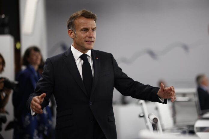 Macron.jpg