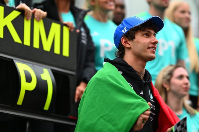 andrea-kimi-antonelli-mercedes.jpg