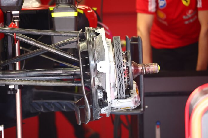 dettaglio-tecnico-ferrari-sf-2.jpg