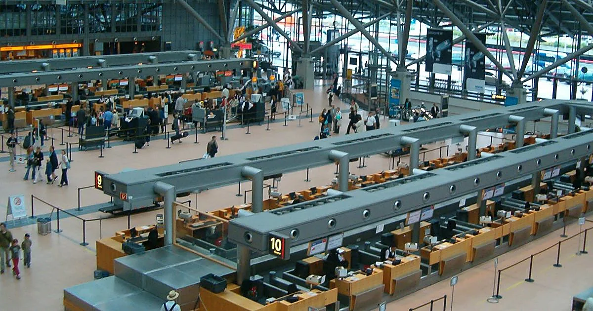 hamburgo-aeropuerto-kTCI-1200x630@diario_abc.jpeg