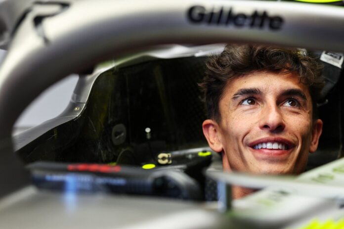 marc-marquez-en-el-garaje-de-a.jpg