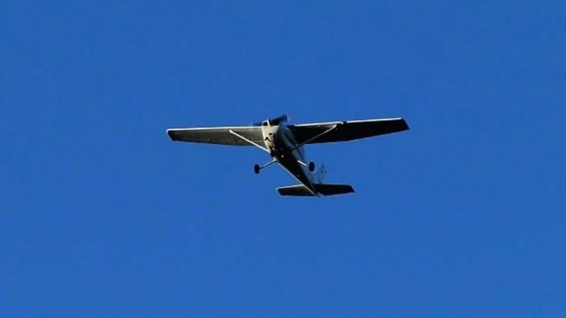 una-avioneta-en-una-imagen-de-archivo.jpeg